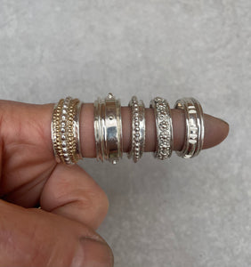 Spinner ring